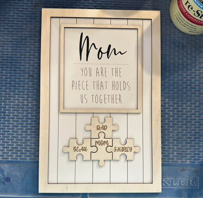 Mom Puzzle Sign